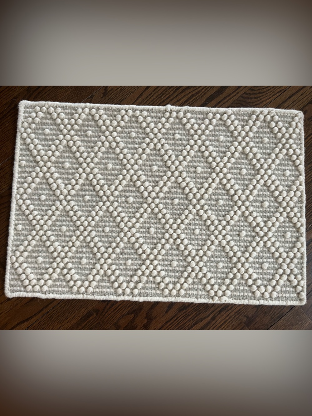 27 inches x 18 inches Textured Pom-Pom Accent Rug grey and white 100% Wool